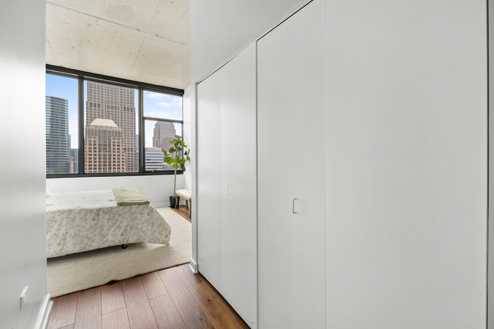 235 West Van Buren Street, Unit 3615 Chicago, IL 60607 - Photo 15 of 21