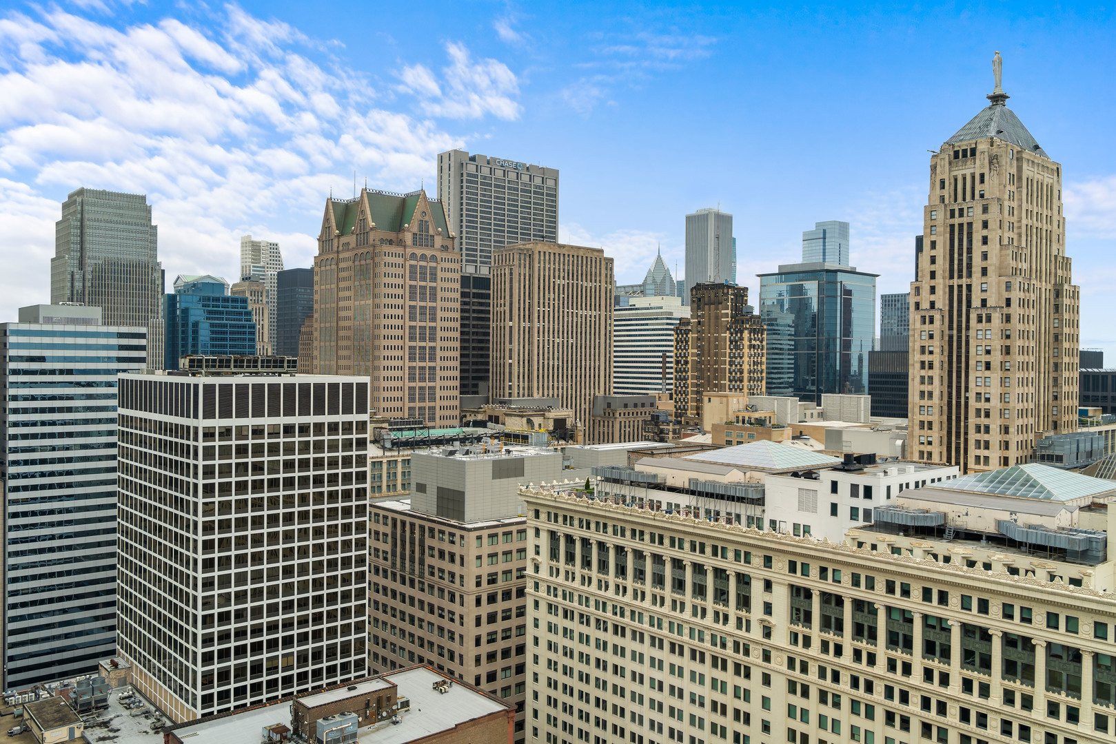 235 West Van Buren Street, Unit 3615 Chicago, IL 60607 - Photo 19 of 21