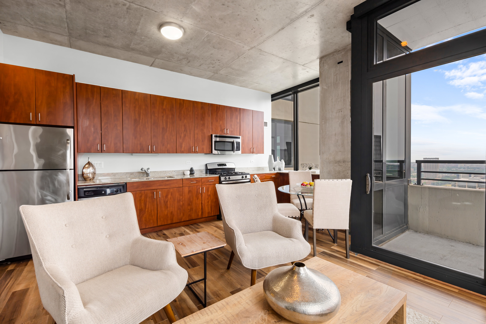 235 West Van Buren Street, Unit 3615 Chicago, IL 60607 - Photo 6 of 21