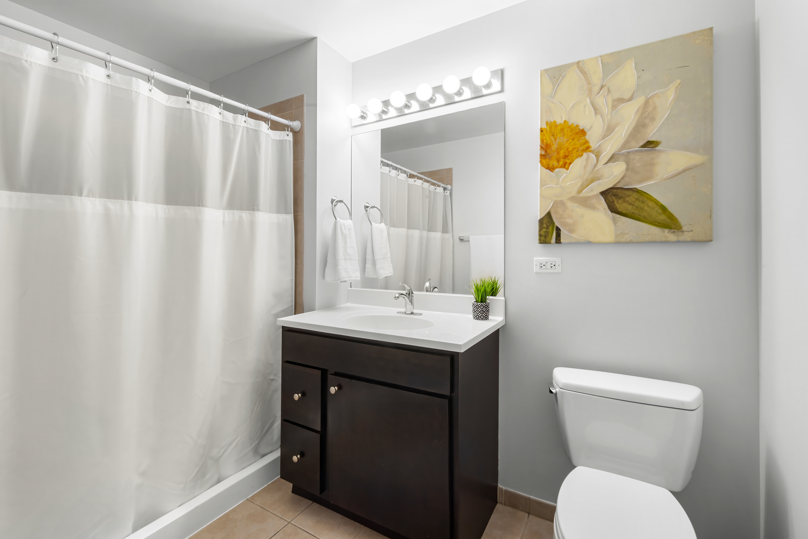 235 West Van Buren Street, Unit 3615 Chicago, IL 60607 - Photo 9 of 21