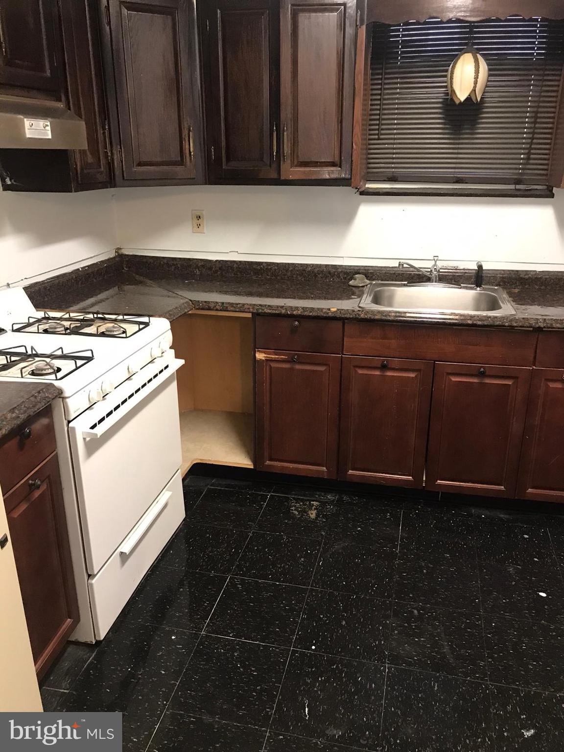 351 Margate Road Upper Darby, PA 19082 - Photo 20 of 21 Kitchen