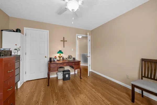 $297,500 | 1230 Bark Ridge Circle, Hopkinsville, KY 42240