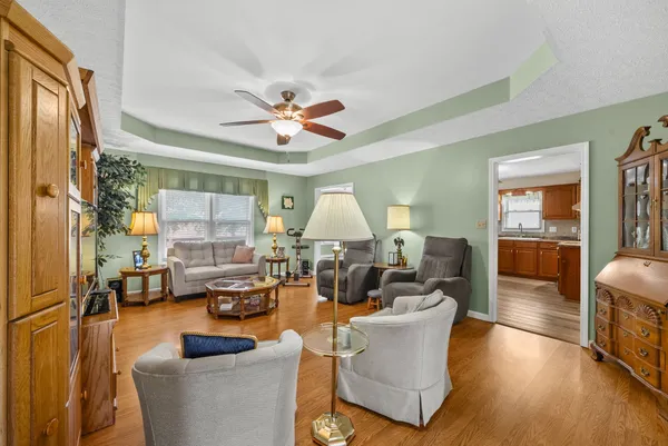 $297,500 | 1230 Bark Ridge Circle, Hopkinsville, KY 42240