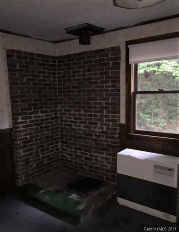 1274 Old Murray Road Mars Hill, NC 28754 - Photo 13 of 18 Gallery Image 13