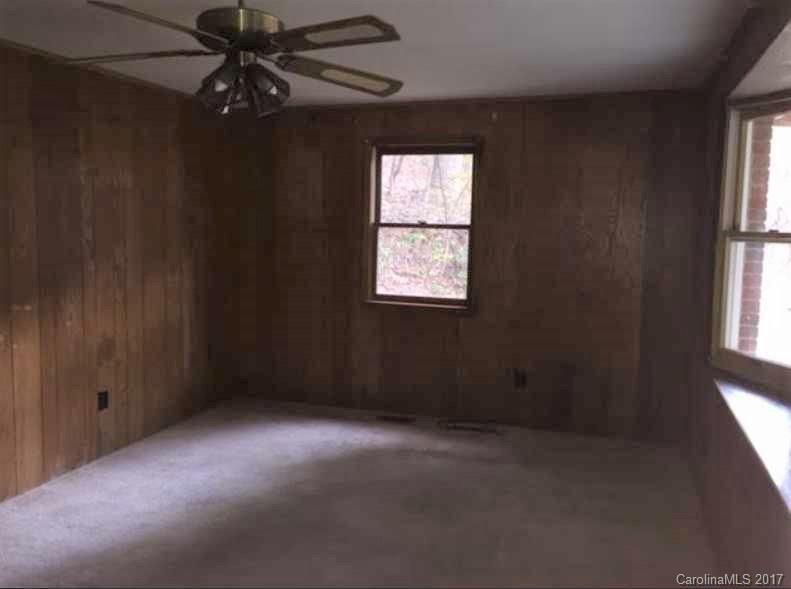 1274 Old Murray Road Mars Hill, NC 28754 - Photo 10 of 18 Gallery Image 10