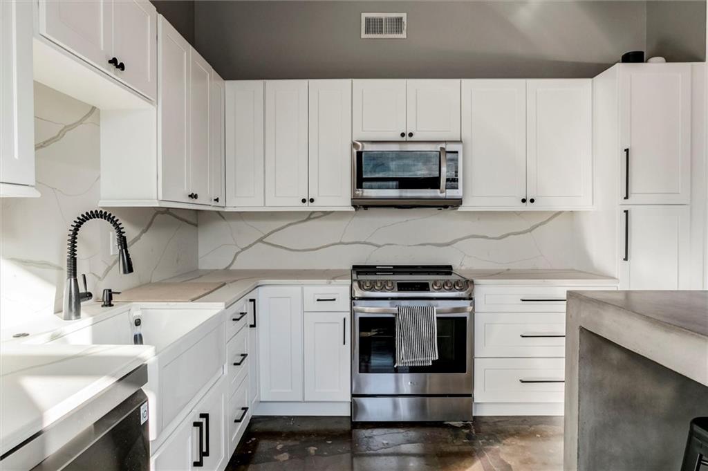 360 West Pershing Road, Unit 230 Kansas City, MO 64108 - Photo 20 of 36