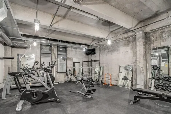 $455,000 | 360 West Pershing Road, Unit 230, Kansas City, MO 64108