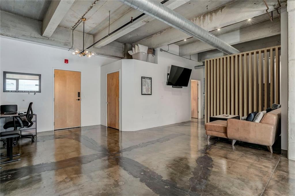 360 West Pershing Road, Unit 230 Kansas City, MO 64108 - Photo 34 of 43