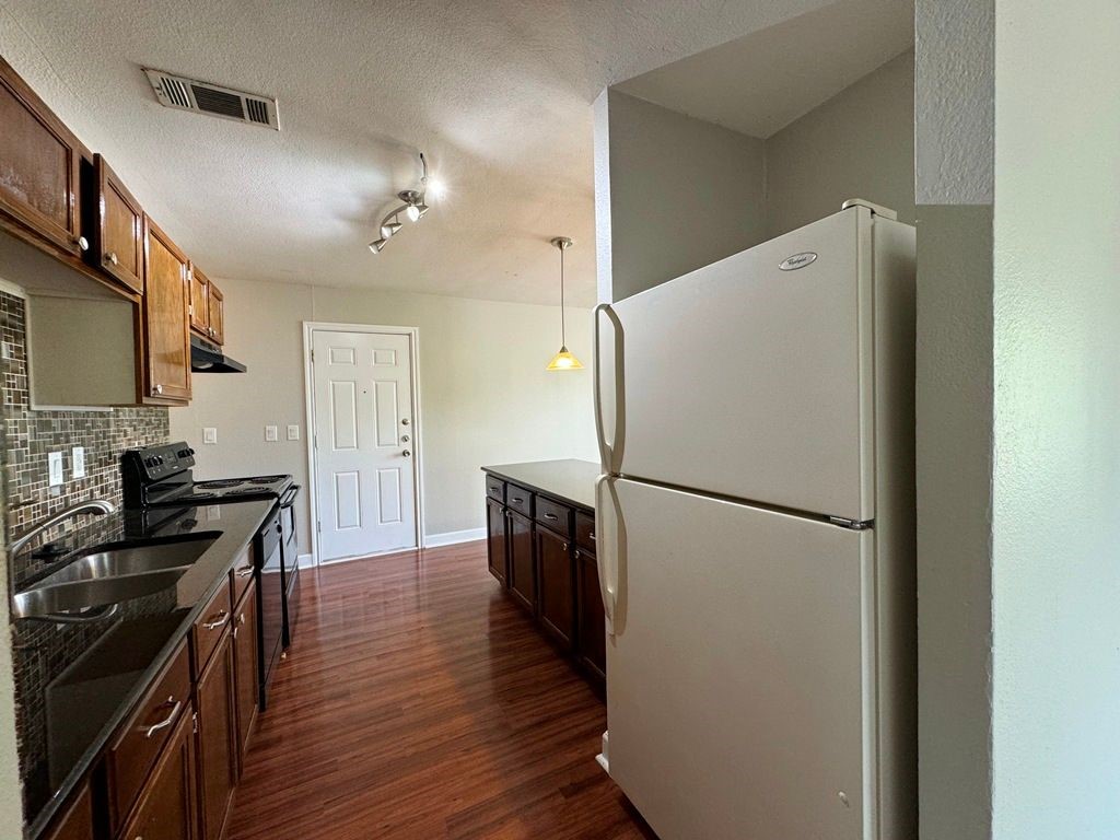 600 Seminole Road Leander, TX 78641 - Photo 6 of 36
