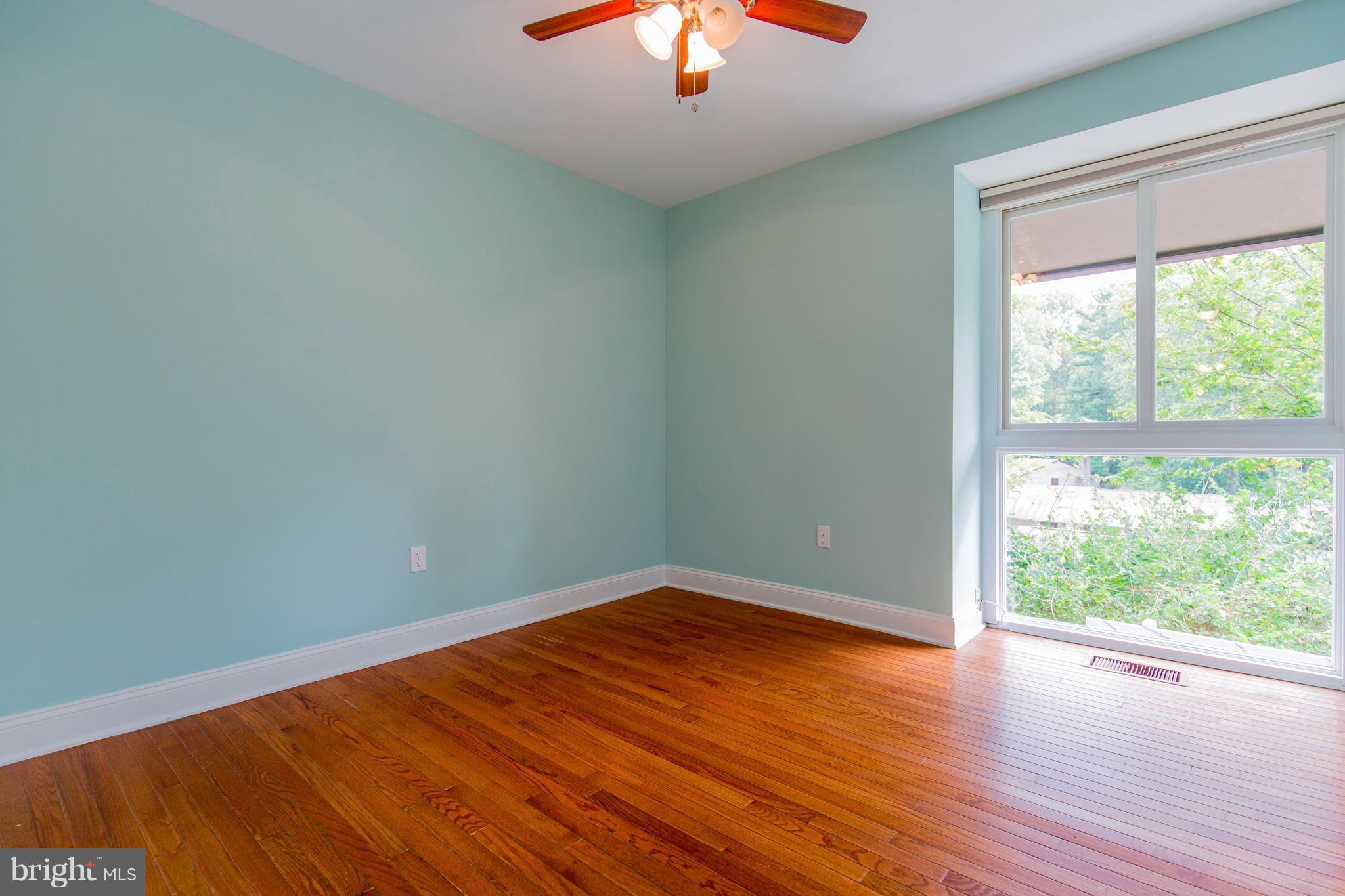 9252 Three Oaks Drive Silver Spring, MD 20901 - Photo 22 of 30 Bedroom