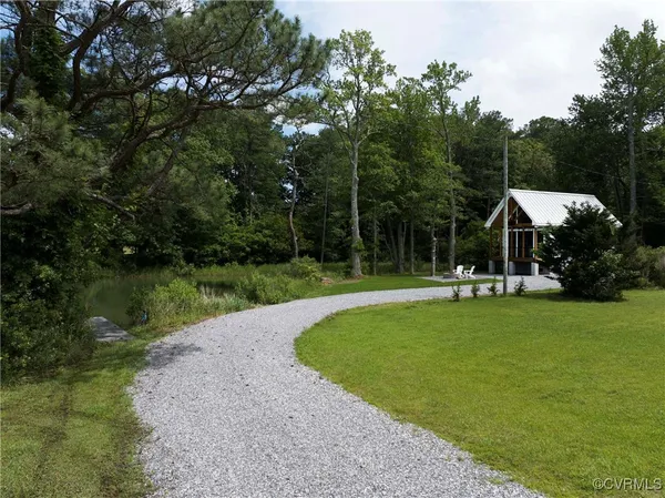 a view of a garden and basketball court