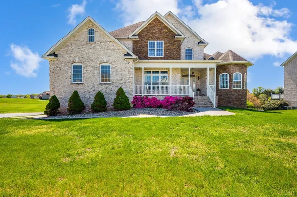 $679,900 | 1015 Helmsdale Drive, Forest, VA 24551