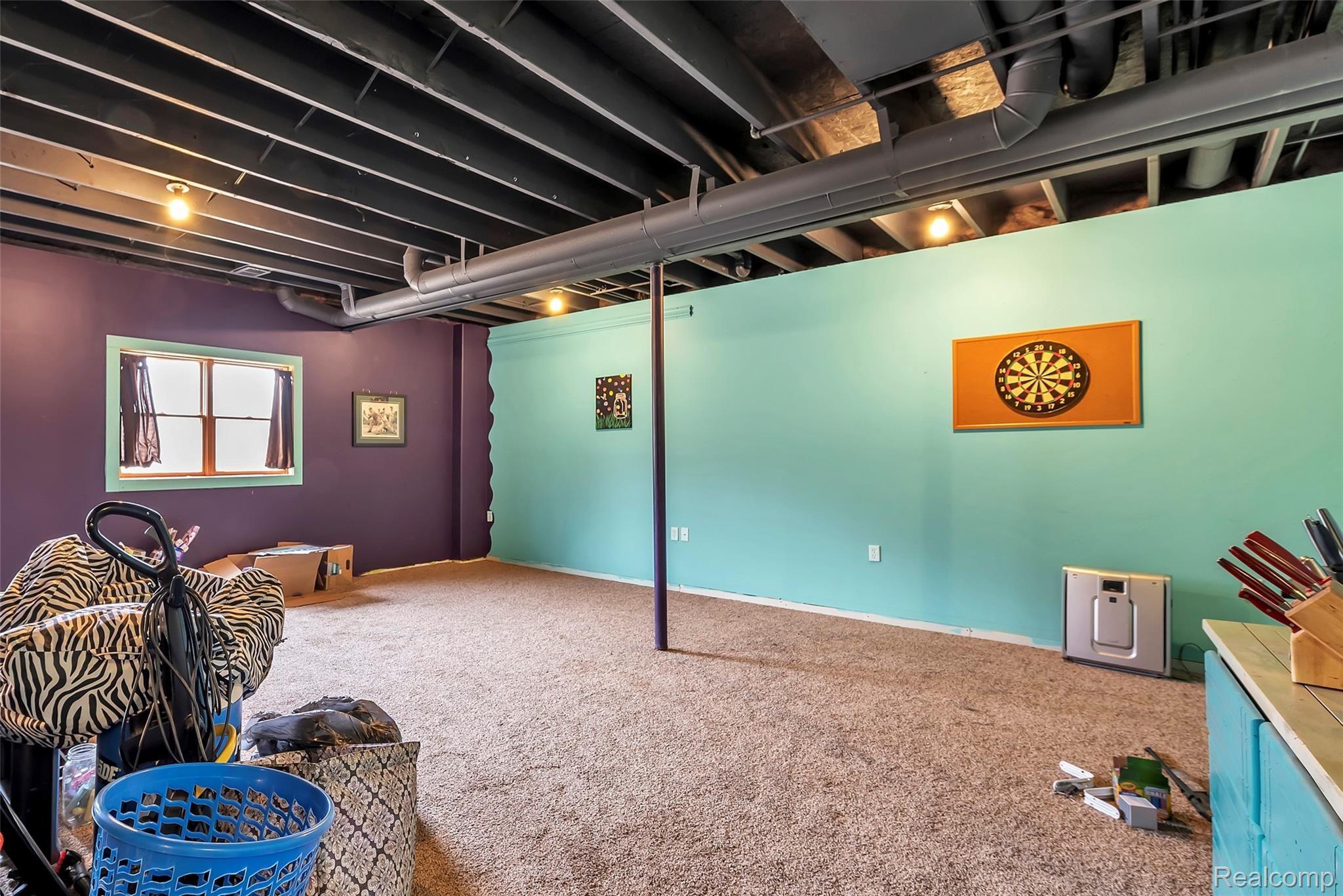 5424 Vines Road Howell, MI 48843 - Photo 24 of 35 32_5424VinesRdWindowStillRealEstatePhotography32_mls.jpg