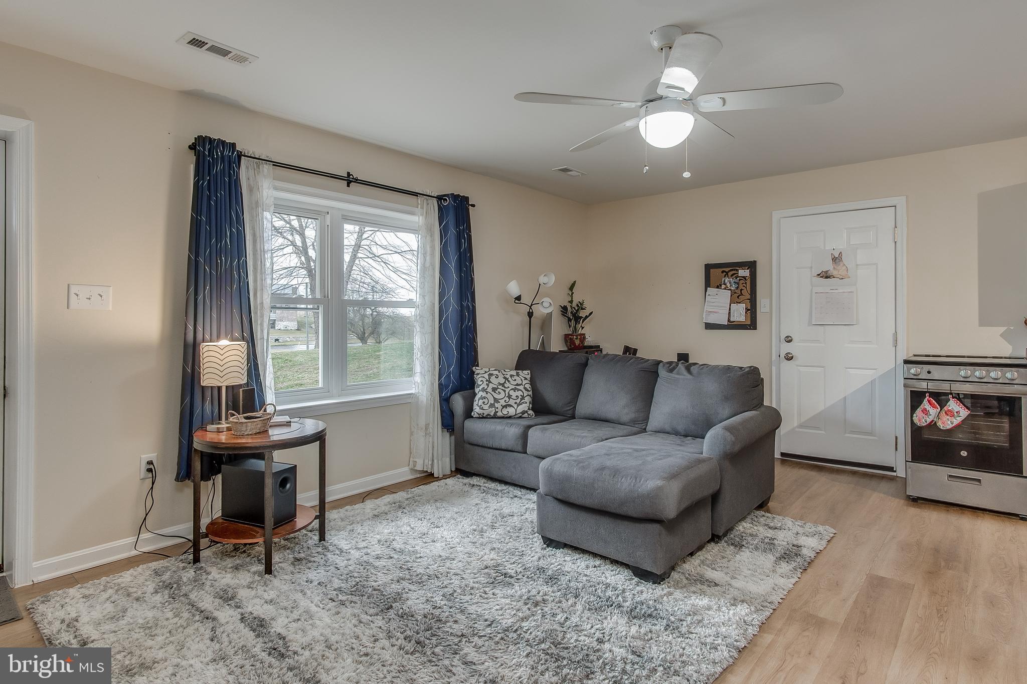 3916 Valley View Road Middletown, MD 21769 - Photo 27 of 42 Light Filled Family Room