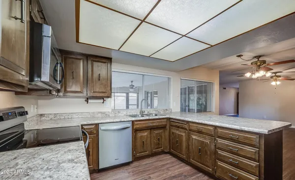 $2,500 | 2014 East Magdalena Drive, Tempe, AZ 85283