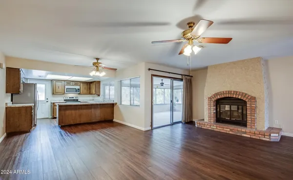 $2,500 | 2014 East Magdalena Drive, Tempe, AZ 85283