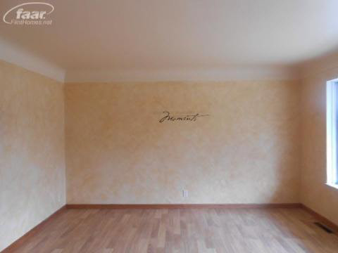 1023 Springview Drive Flushing, MI 48433 - Photo 17 of 25 20352104-17.JPG