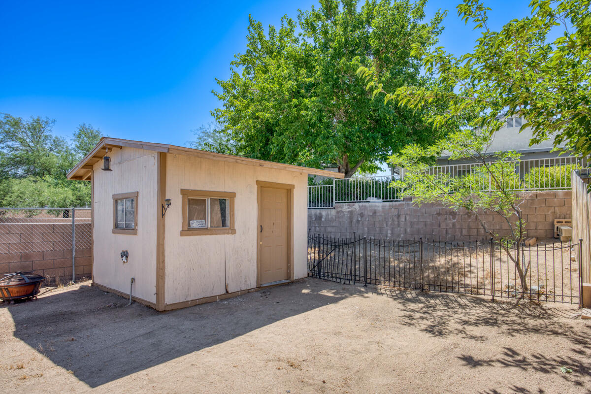 8588 Taft Court Yucca Valley, CA 92284 - Photo 25 of 29 50
