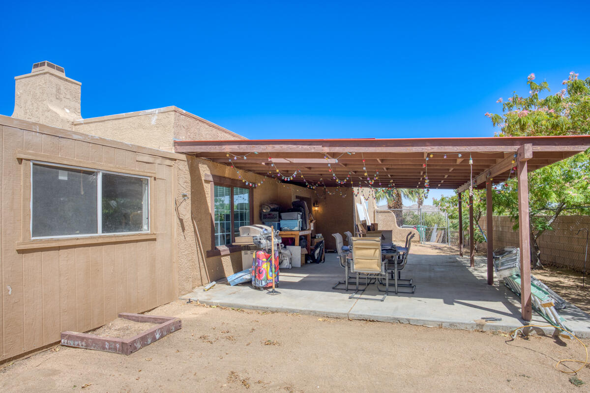 8588 Taft Court Yucca Valley, CA 92284 - Photo 26 of 29 51