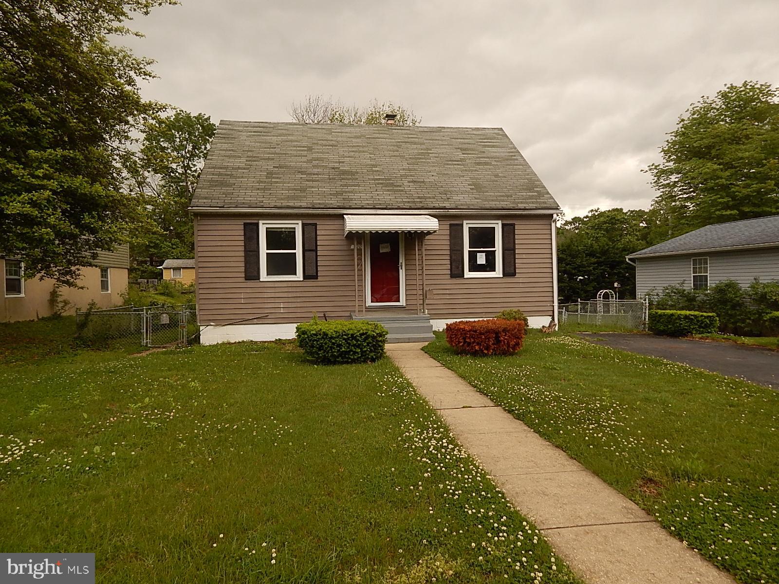 520 Hawthorne Road Linthicum Heights, MD 21090 - Photo 2 of 72