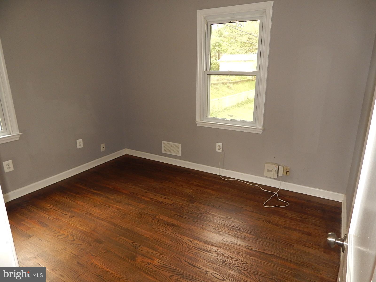 520 Hawthorne Road Linthicum Heights, MD 21090 - Photo 31 of 72