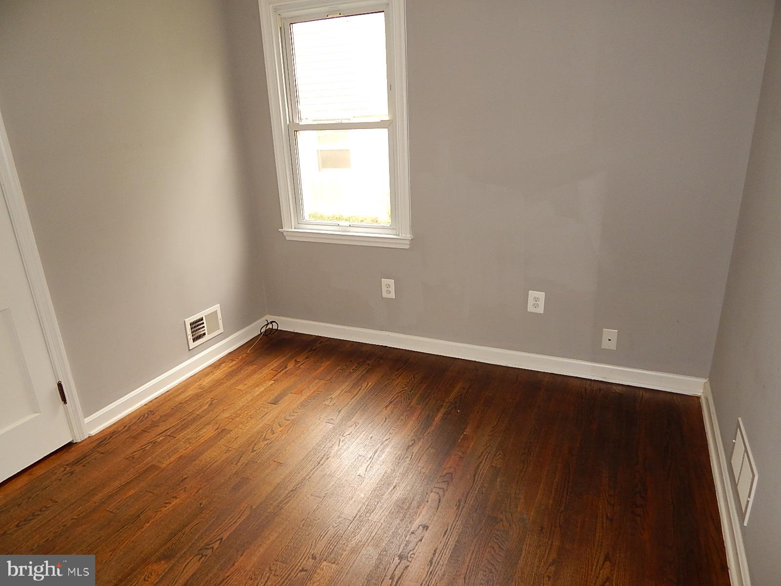 520 Hawthorne Road Linthicum Heights, MD 21090 - Photo 35 of 72