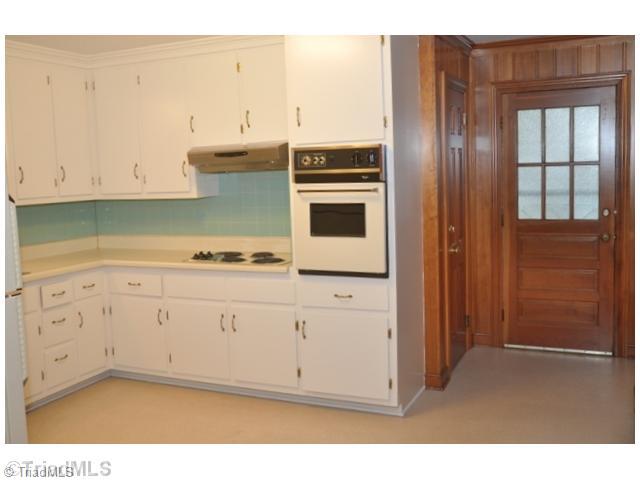 421 Kyle Road Winston-Salem, NC 27104 - Photo 11 of 16 Kitchen. Alternate view of the kitchen
