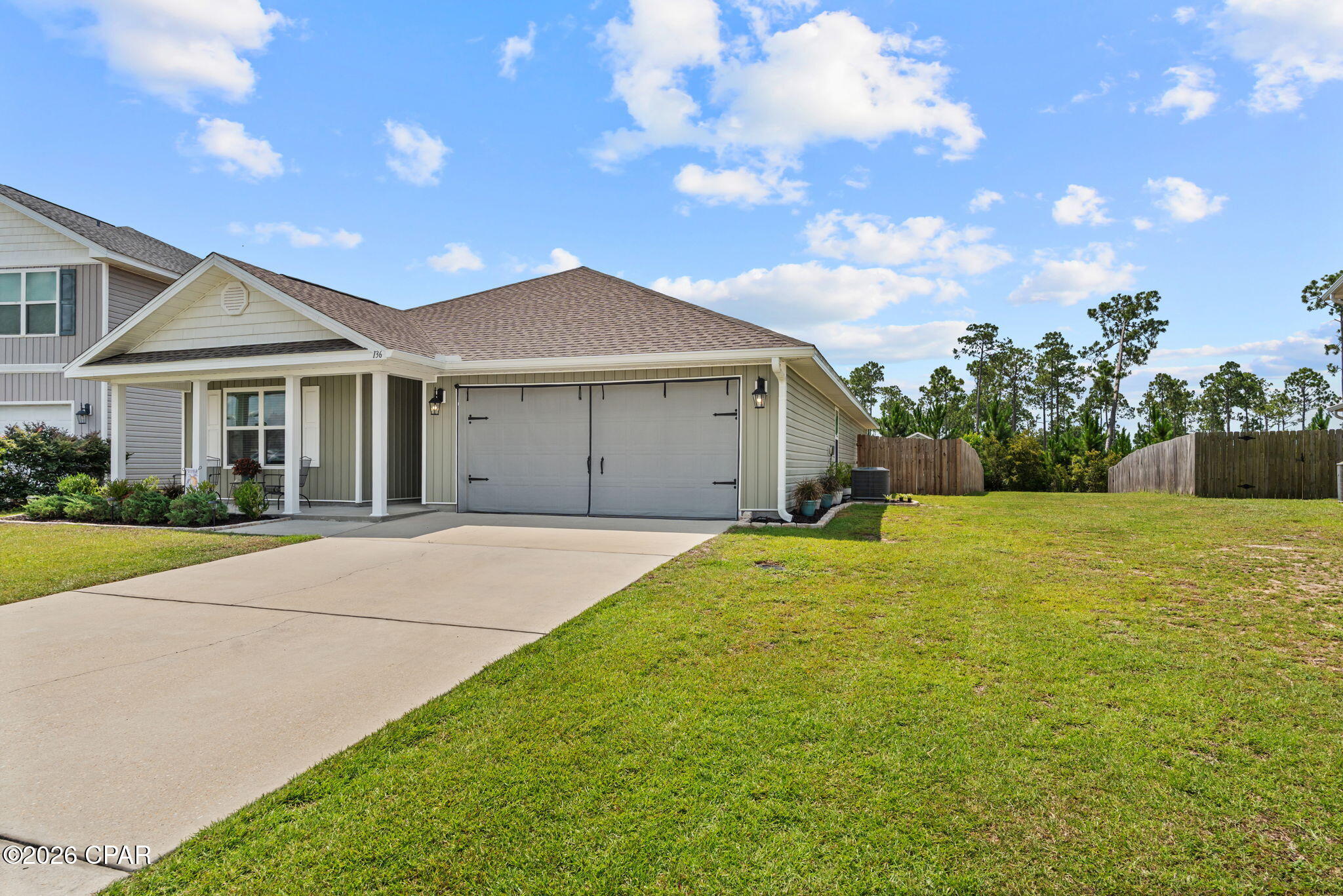136 Merrion Road Southport, FL 32409 - Photo 3 of 47