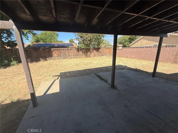 $2,700 | 43051 Yew Street, Lancaster, CA 93536