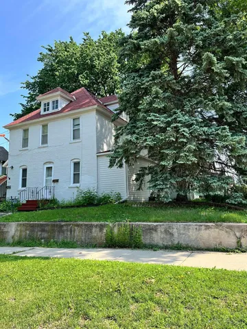 $165,000 | 326 East Vine Street, Mankato, MN 56001