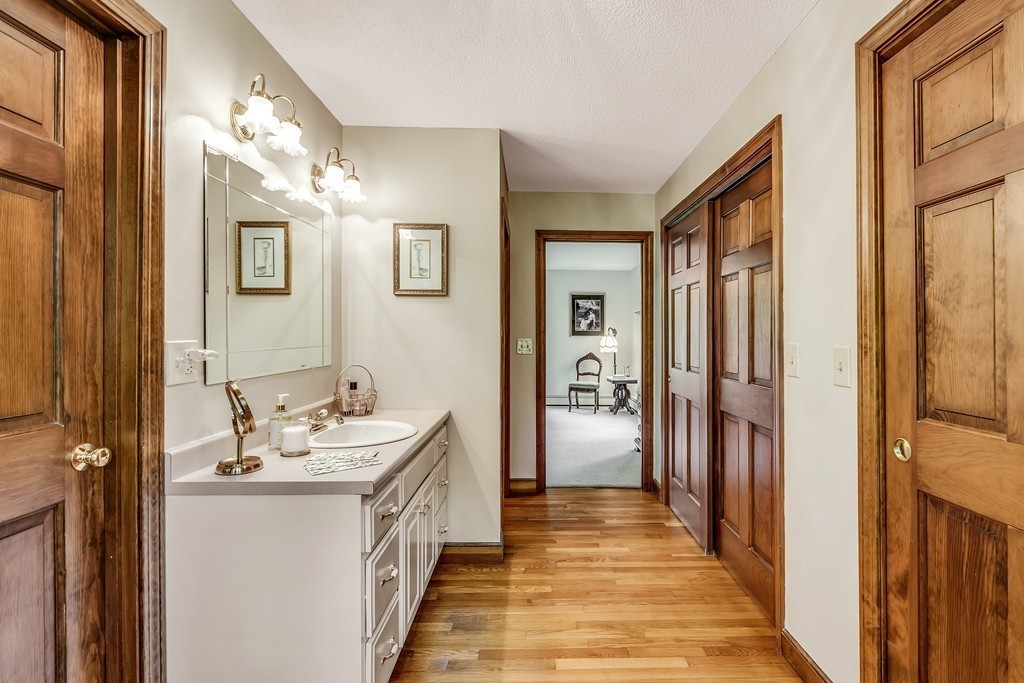 106 Newtown Road Acton, MA 01720 - Photo 14 of 29 Gallery Image 14