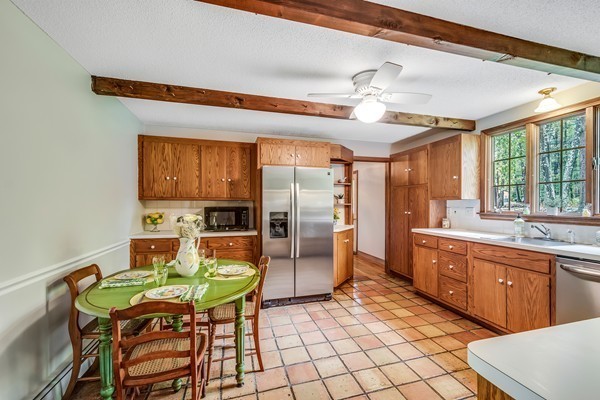 106 Newtown Road Acton, MA 01720 - Photo 8 of 29 Gallery Image 8