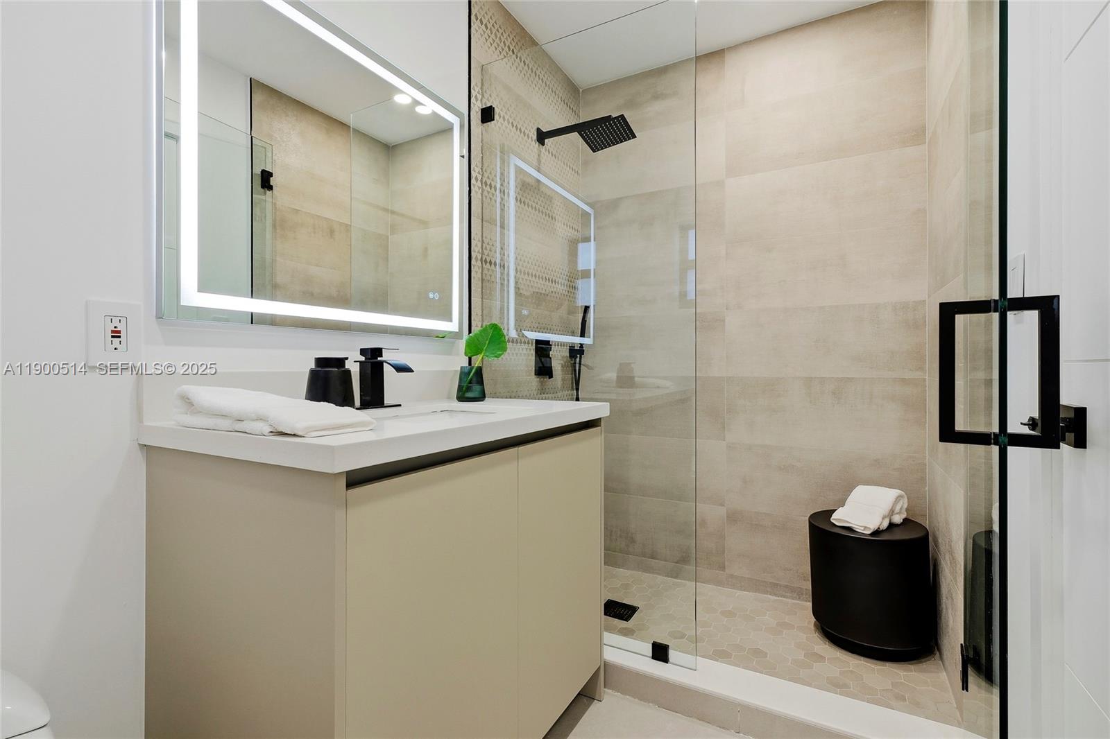 1720 Southwest 12th Street Miami, FL 33135 - Photo 36 of 51