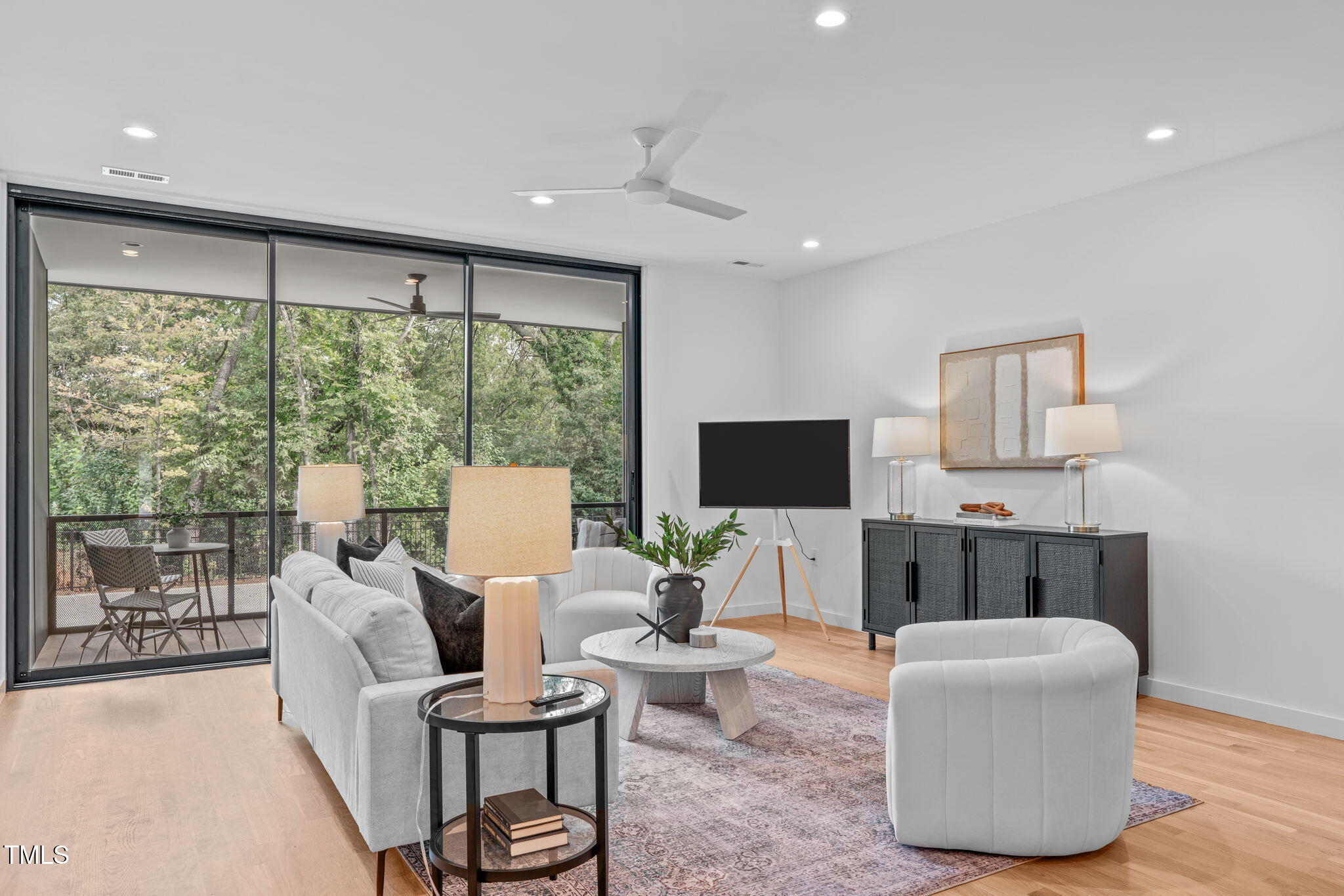 501 South Bloodworth Street, Unit 104 Raleigh, NC 27601 - Photo 12 of 56 IDYLE_11a