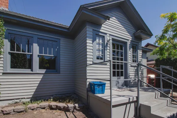$265,000 | 161 Southeast 5th Avenue, Ontario, OR 97914
