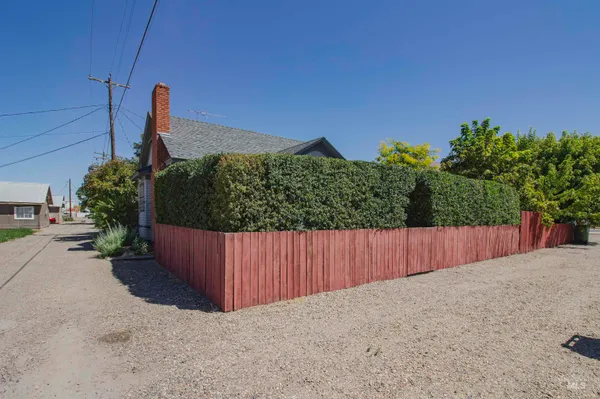 $265,000 | 161 Southeast 5th Avenue, Ontario, OR 97914