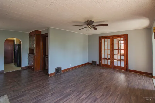 $265,000 | 161 Southeast 5th Avenue, Ontario, OR 97914