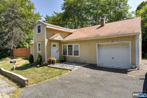 $285,000 | 605 County Road 565, Augusta, NJ 07822