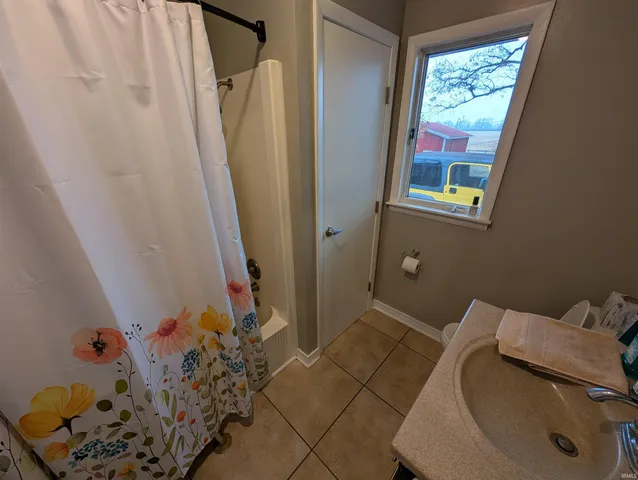 $349,900 | 13854 Kellys Lk Lane, Lawrenceville, IL 62439