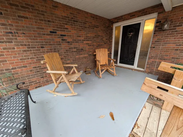 $349,900 | 13854 Kellys Lk Lane, Lawrenceville, IL 62439