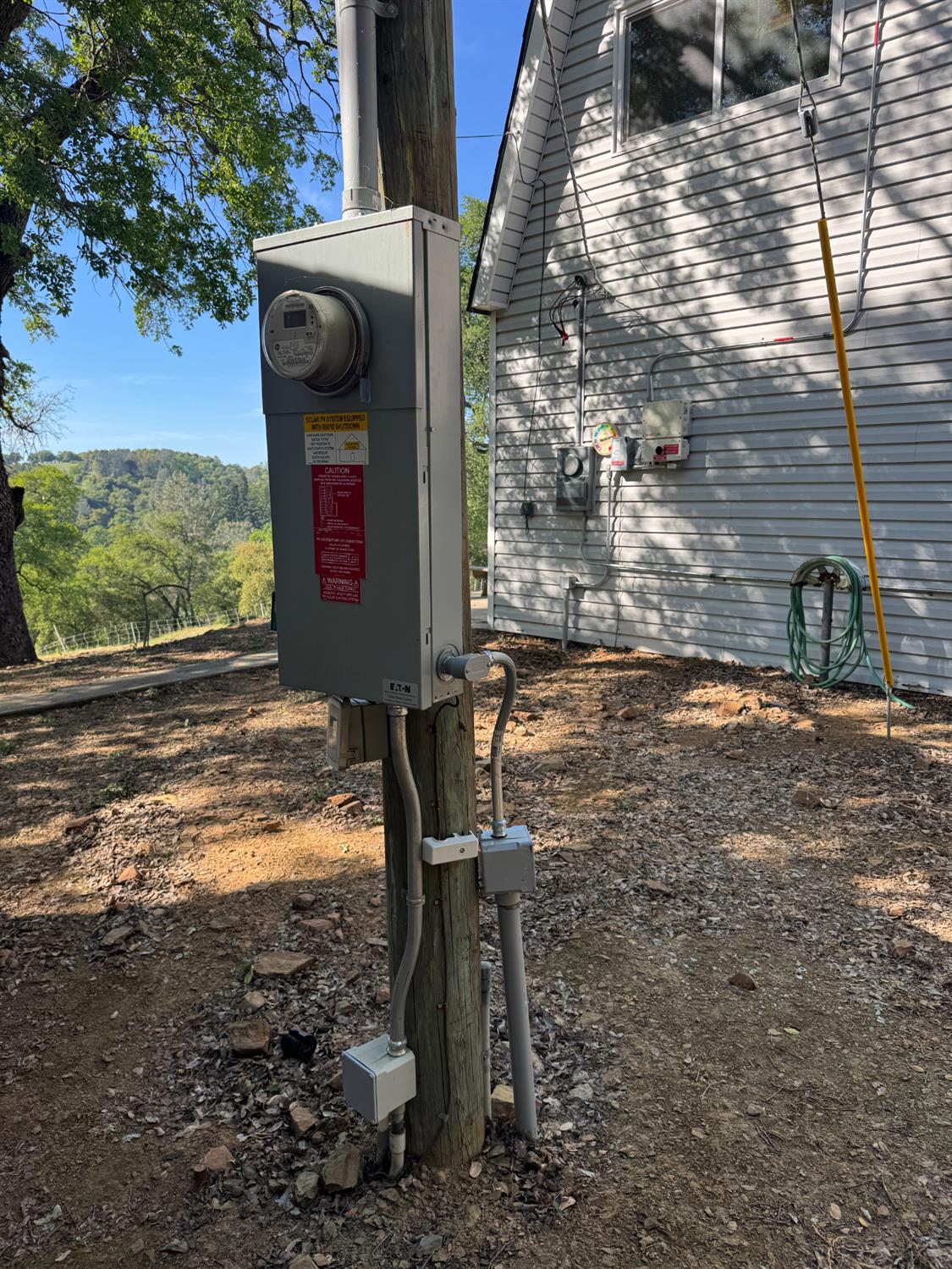 670 Stone House Road Auburn, CA 95603 - Photo 8 of 46 a view of a street with a tree