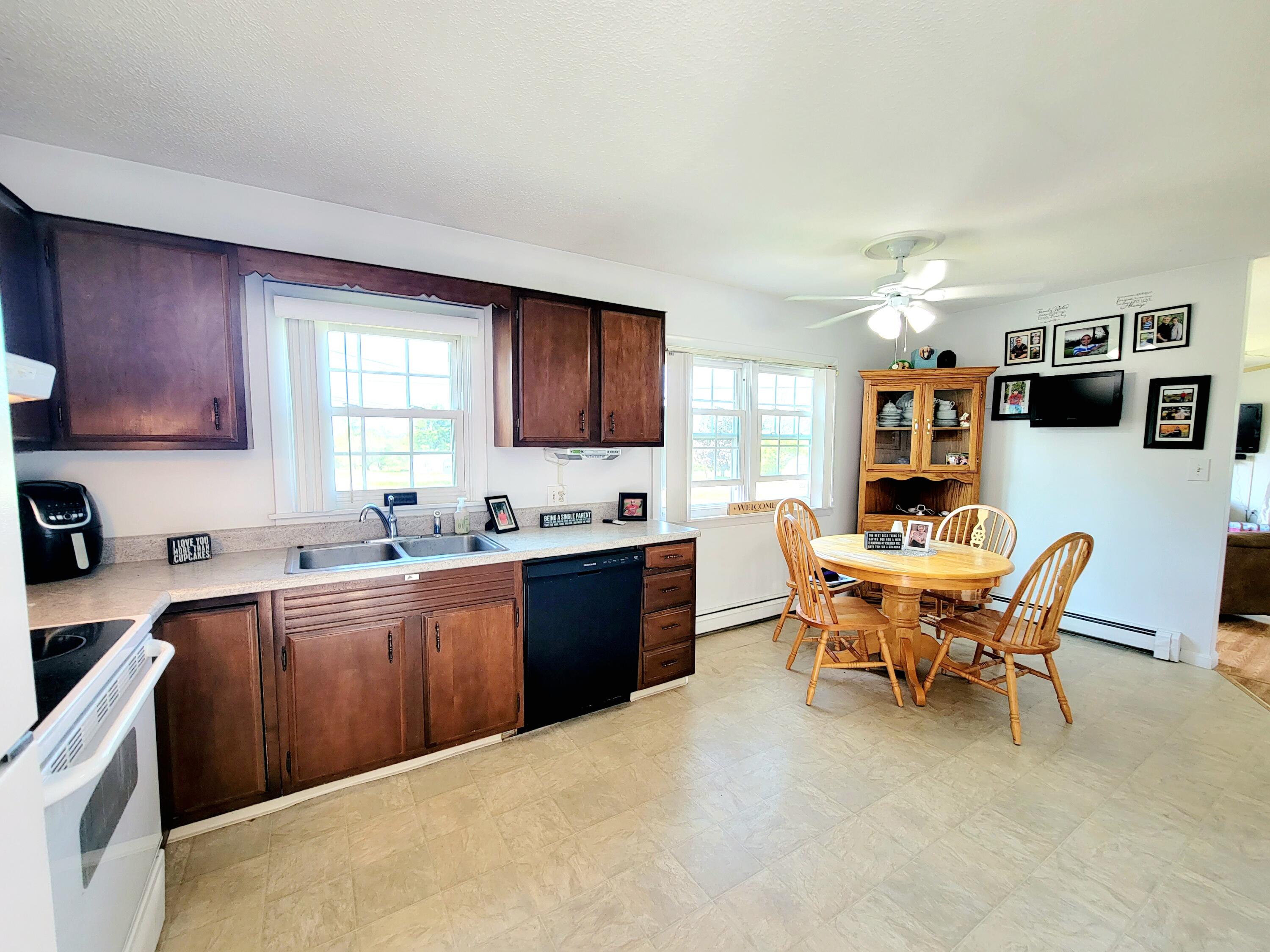 101 Exeter Road Corinth, ME 04427 - Photo 11 of 46 Kitchen