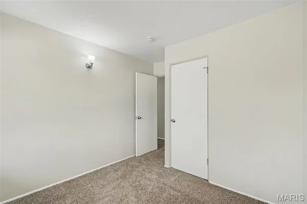 $174,900 | 1475 Nashua Drive, Florissant, MO 63033