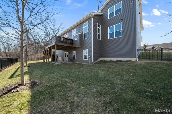$999,900 | 320 Stonewall Drive, Eureka, MO 63025