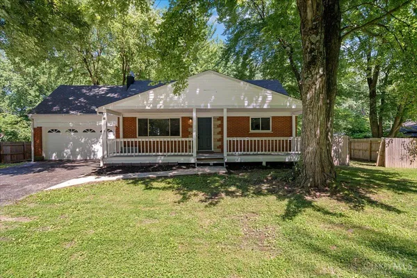 $279,999 | 368 Amelia-Olive Branch Road, Amelia, OH 45102