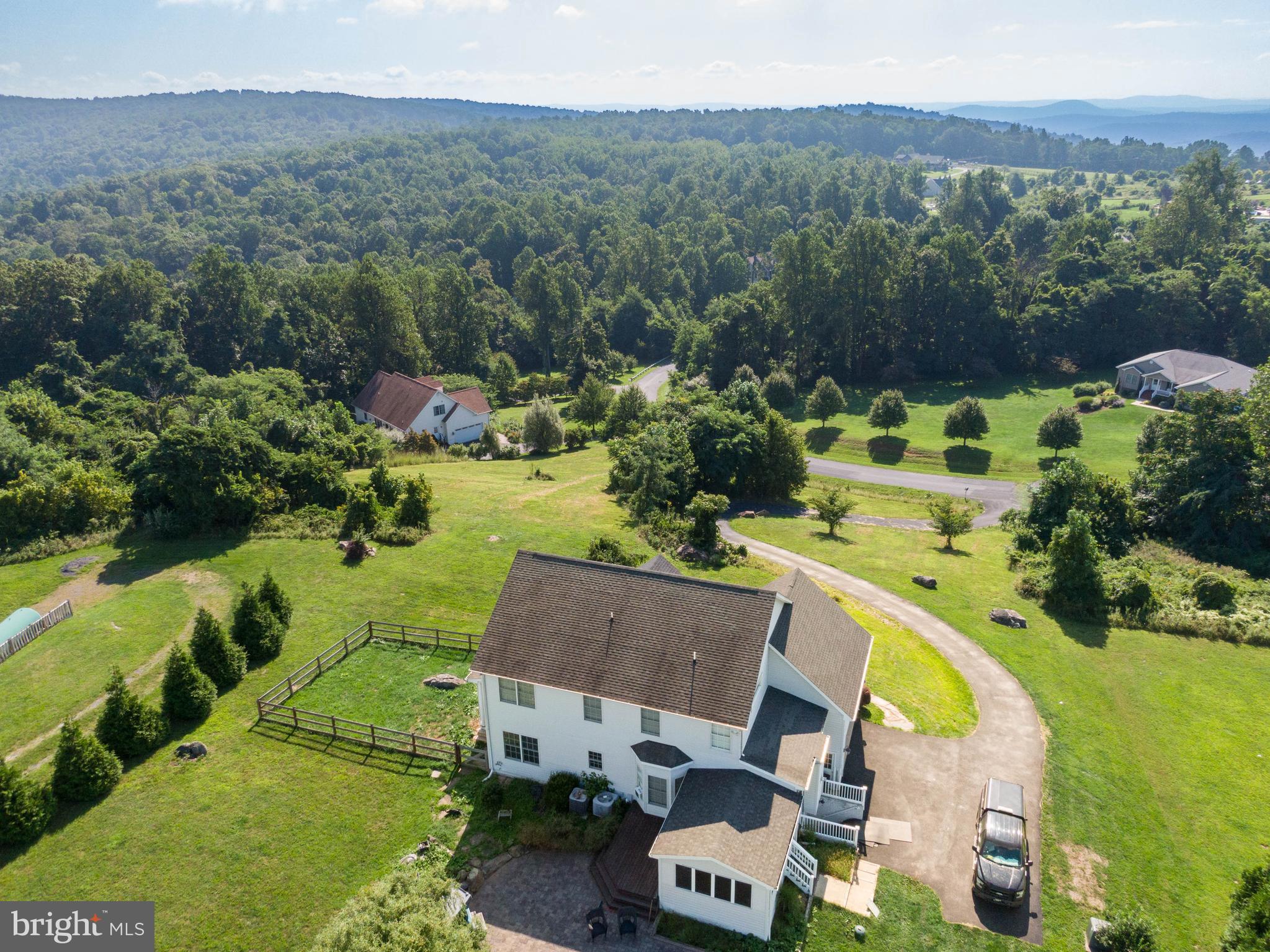 131 Freezeland Loop Road Linden, VA 22642 - Photo 13 of 51