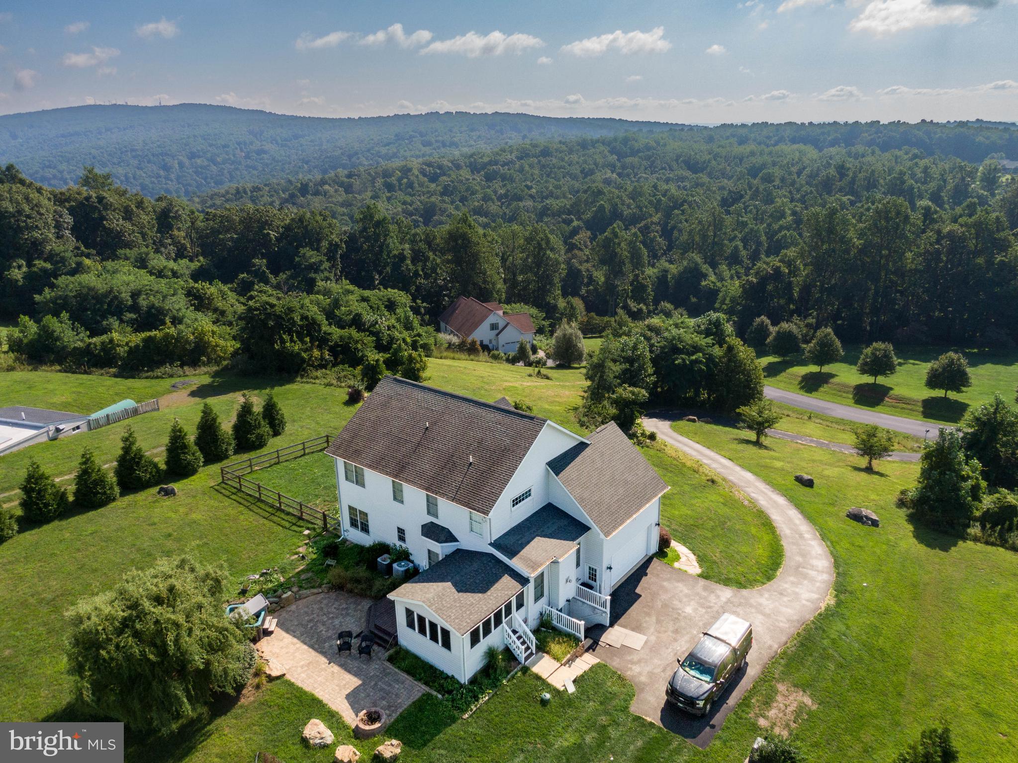 131 Freezeland Loop Road Linden, VA 22642 - Photo 14 of 51