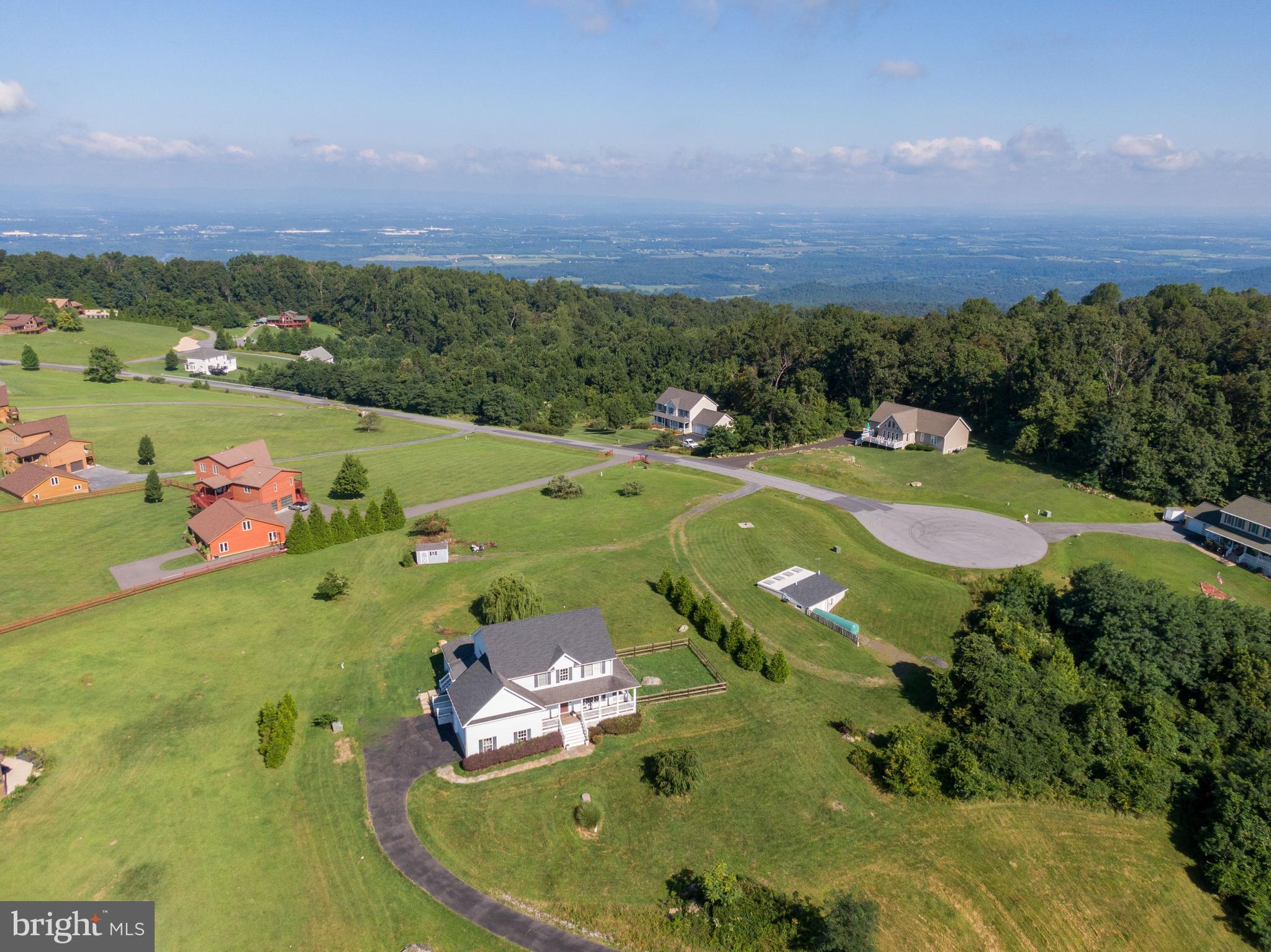 131 Freezeland Loop Road Linden, VA 22642 - Photo 7 of 51