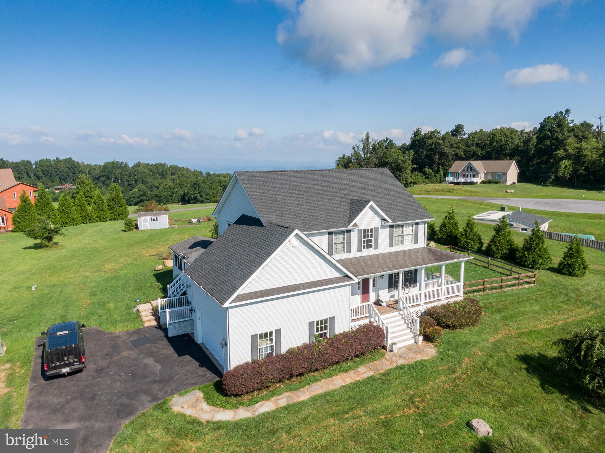 131 Freezeland Loop Road Linden, VA 22642 - Photo 9 of 51