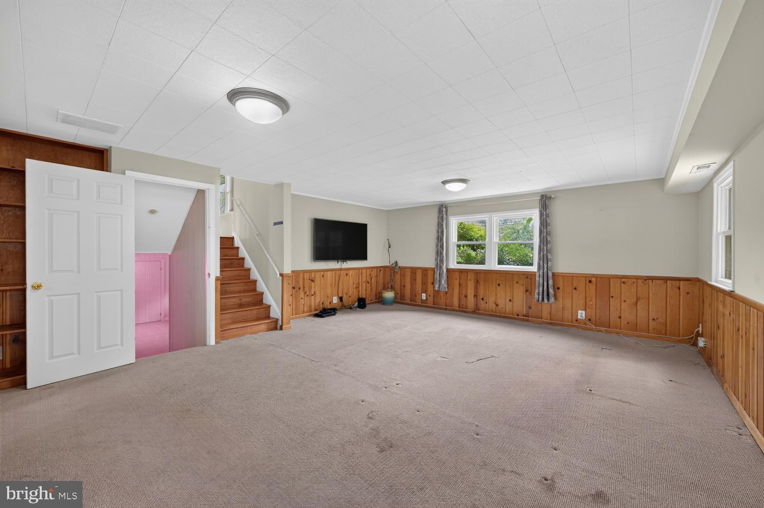 7011 Sea Cliff Road McLean, VA 22101 - Photo 26 of 37 Lower Level Family Room